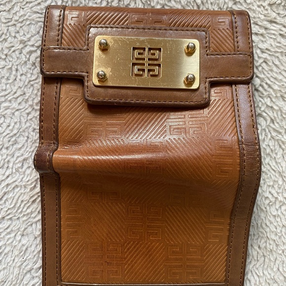 AUTHENTIC BIFOLD GIVENCHY WALLET - Picture 3 of 16